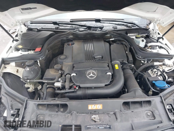 2015 Mercedes-Benz C-Class C 250 with VIN WDDGJ4HB6FG401261, listed as a IAAI auction lot 41483848 with 124,915 mi miles. Bid and sale history available at carsss.com. Image 10.