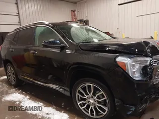 2024 GMC Terrain Denali with VIN 3GKALXEG4RL372651, listed as a IAAI auction lot 41614542 with 14,084 mi miles. Bid and sale history available at carsss.com. Image 13.