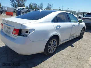 2010 Lexus ES 350 with VIN JTHBK1EG9A2399137, listed as a IAAI auction lot 41841779 with 170,483 mi miles. Bid and sale history available at carsss.com. Image 4.