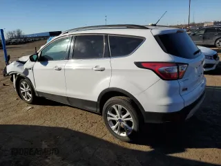 2018 Ford Escape SE with VIN 1FMCU0G98JUB62583, listed as a Copart auction lot 87894835 with 135,965 mi miles and Clean Title. Bid and sale history available at carsss.com. Image 2.