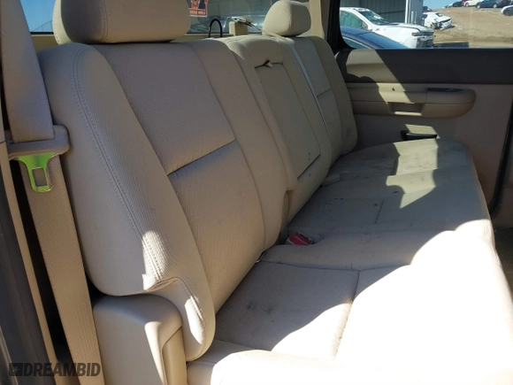 2012 Chevrolet Silverado 1500 LT with VIN 3GCPCSE07CG204577, listed as a IAAI auction lot 41629601 with 321,459 mi miles. Bid and sale history available at carsss.com. Image 8.