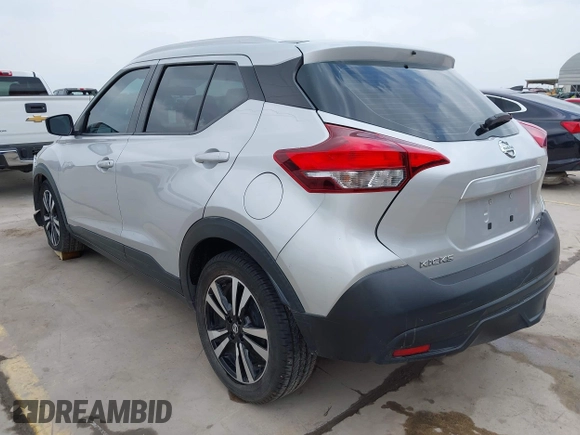 2019 Nissan Kicks S with VIN 3N1CP5CU9KL524812, listed as a IAAI auction lot 41910323 with 88,656 mi miles and . Bid and sale history available at carsss.com. Image 3.