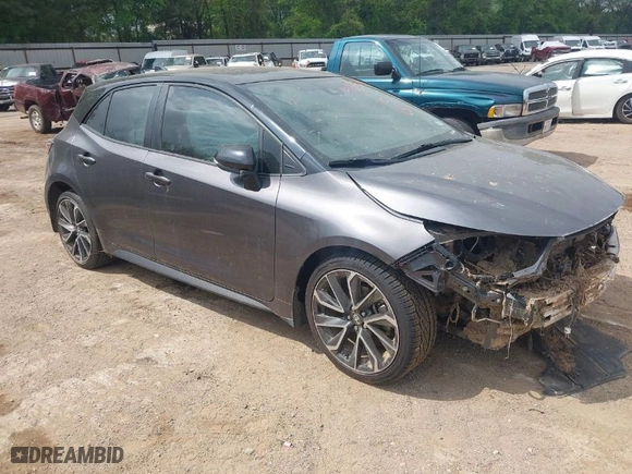 2021 Toyota Corolla Hatchback XSE with VIN JTNC4MBE0M3117174, listed as a IAAI auction lot 41885744 with 58,418 mi miles. Bid and sale history available at carsss.com. Image 1.