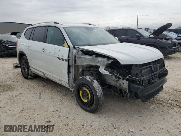 2018 Volkswagen Atlas SE z VIN 1V2PR2CA0JC558787, wystawiony jako Copart lot #50322575 z przebiegiem 104 103 mil mil oraz Szkoda całkowita • Salvage title. Historia ofert i sprzedaży dostępna na DreamBid. Obrazek 4.