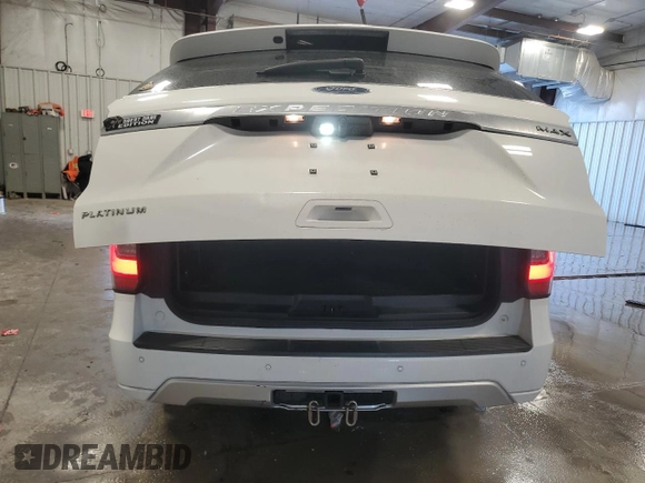 2020 Ford Expedition Max Platinum with VIN 1FMJK1MT1LEA32709, listed as a Copart auction lot 47017895 with 74,845 mi miles and Salvage title. Bid and sale history available at DreamBid. Image 6.