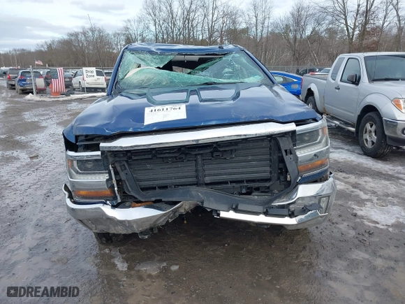 2018 Chevrolet Silverado 1500 LT with VIN 1GCVKREC6JZ123435, listed as a IAAI auction lot 41611764 with 72,031 mi miles. Bid and sale history available at carsss.com. Image 12.