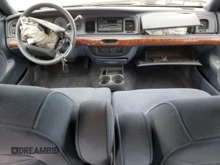 1997 Mercury Grand Marquis GS z VIN 2MELM74W2VX642879, wystawiony jako Copart lot #51464035 z przebiegiem 117 860 mil mil oraz Szkoda całkowita • Salvage title. Historia ofert i sprzedaży dostępna na DreamBid. Obrazek 8.
