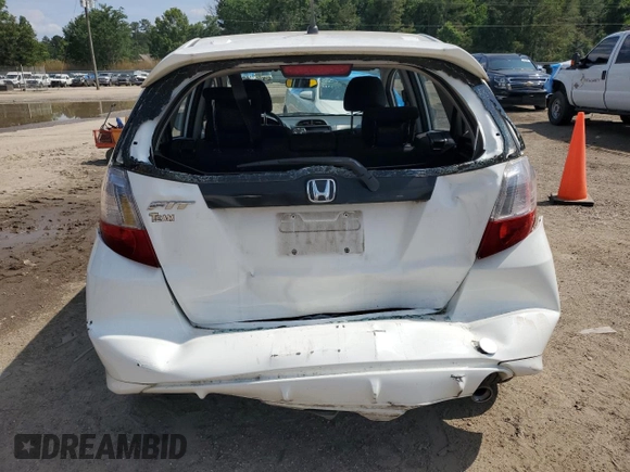 2013 Honda Fit Sport с VIN JHMGE8H54DC072949, выставлен на аукционе Copart как лот 57798645 с пробегом 45 886 миль миль и Списание • Salvage title. История ставок и продаж доступна на DreamBid. Изображение 6.
