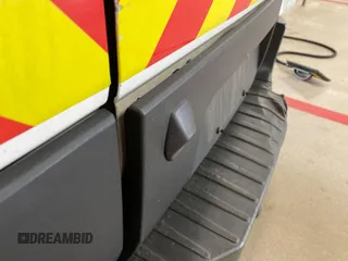 2018 Ford Transit с VIN 1FTYE1YM0JKB52111, выставлен на аукционе IAAI как лот 42832831 с пробегом 132 936 миль миль и . История ставок и продаж доступна на DreamBid. Изображение 17.