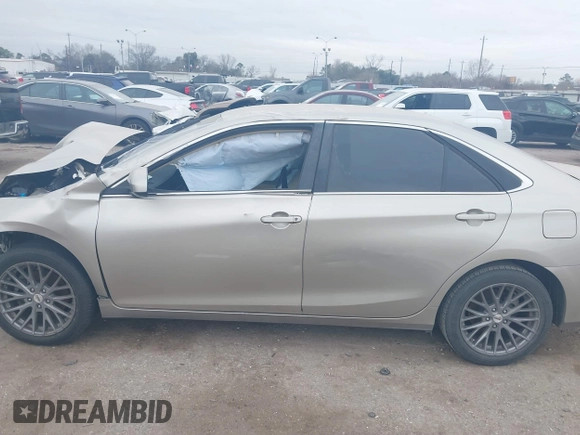 2017 Toyota Camry XLE z VIN 4T1BF1FK9HU622263, wystawiony jako IAAI lot #41542248 z przebiegiem Nie podano mil oraz . Historia ofert i sprzedaży dostępna na DreamBid. Obrazek 15.