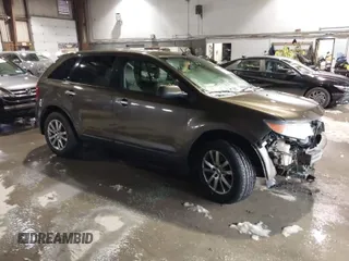2011 Ford Edge SEL with VIN 2FMDK4JC5BBB23401, listed as a IAAI auction lot 41152381 with 197,803 mi miles. Bid and sale history available at carsss.com. Image 1.