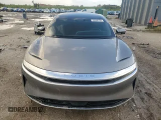 2023 Lucid Air Touring z VIN 50EA1TEA5PA004467, wystawiony jako Copart lot #76620154 z przebiegiem 6108 mil mil oraz Szkody całkowita. Historia ofert i sprzedaży dostępna na DreamBid. Obrazek 5.