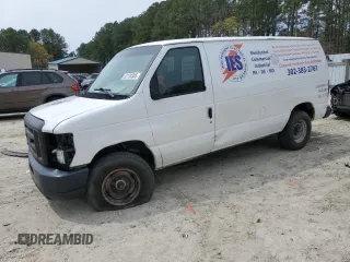 2008 Ford Econoline Cargo Commercial z VIN 1FTNE14W98DB05622, wystawiony jako Copart lot #52130385 z przebiegiem 156 855 mil mil oraz Szkoda całkowita • Salvage title. Historia ofert i sprzedaży dostępna na DreamBid. Obrazek 1.