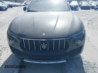 2017 Maserati Levante z VIN ZN661XUL1HX257769, wystawiony jako IAAI lot #41703740 z przebiegiem 107 038 mil mil oraz . Historia ofert i sprzedaży dostępna na DreamBid. Obrazek 12.