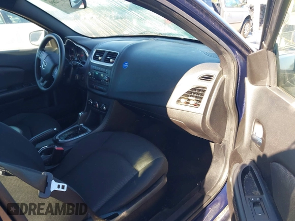 2014 Dodge Avenger SE z VIN 1C3CDZABXEN113507, wystawiony jako IAAI lot #40817289 z przebiegiem 133 034 mil mil oraz . Historia ofert i sprzedaży dostępna na DreamBid. Obrazek 5.