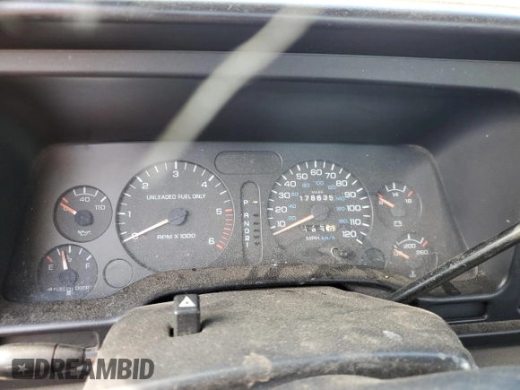 1996 Dodge 2500 with VIN 1B7KF26Z5TJ116592, listed as a Copart auction lot 61669014 with 178,635 mi miles and Salvage Title. Bid and sale history available at DreamBid. Image 9.