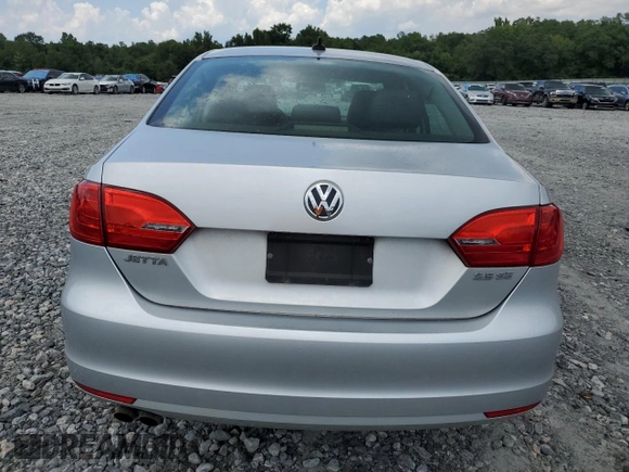 2012 Volkswagen Jetta SE with VIN 3VWDX7AJ1CM389131, listed as a Copart auction lot 64947474 with 140,331 mi miles and Salvage title. Bid and sale history available at DreamBid. Image 6.
