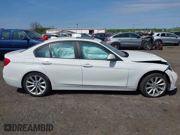2018 BMW 3 Series 320i xDrive with VIN WBA8A3C5XJA505321, listed as a IAAI auction lot 42146927 with 47,547 mi miles and . Bid and sale history available at DreamBid. Image 14.