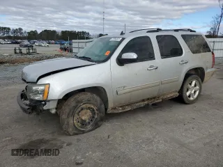 2013 Chevrolet Tahoe LT z VIN 1GNSKBE09DR236064, wystawiony jako Copart lot #47966825 z przebiegiem 172 027 mil mil oraz Szkoda całkowita • Salvage title. Historia ofert i sprzedaży dostępna na DreamBid. Obrazek 1.