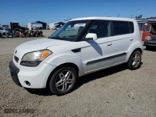 2010 Kia Soul ! with VIN KNDJT2A29A7151306, listed as a Copart auction lot 47459645 with 123,836 mi miles and Salvage Title. Bid and sale history available at carsss.com. Image 1.