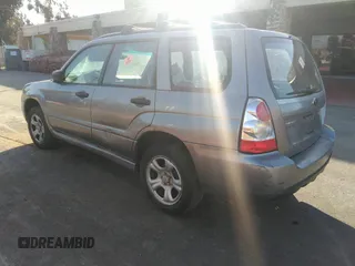 2007 Subaru Forester X with VIN JF1SG636X7H735027, listed as a IAAI auction lot 41468696 with 1 mi miles. Bid and sale history available at carsss.com. Image 3.