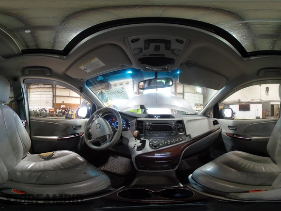 2011 Toyota Sienna XLE AAS with VIN 5TDYK3DC0BS063232, listed as a IAAI auction lot 42433187 with 198,252 mi miles and . Bid and sale history available at DreamBid. Image 20.