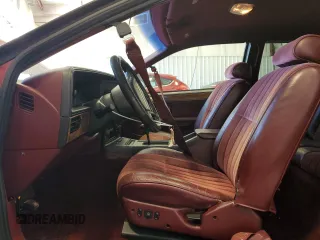 1991 Mercury Cougar z VIN 1MEPM60T4MH652996, wystawiony jako Copart lot #43811635 z przebiegiem 129 452 mil mil oraz Nie do naprawy • Non repairable. Historia ofert i sprzedaży dostępna na DreamBid. Obrazek 7.