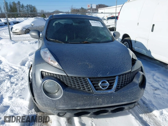 2011 Nissan Juke SL with VIN JN8AF5MV9BT023983, listed as a IAAI auction lot 41399178 with 161,157 mi miles. Bid and sale history available at carsss.com. Image 12.