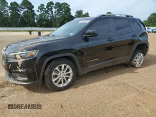 2021 Jeep Cherokee Latitude with VIN 1C4PJLCB8MD103823, listed as a Copart auction lot 65953994 with 59,639 mi miles and Salvage Title. Bid and sale history available at carsss.com. Image 1.