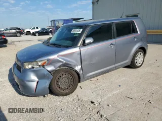 2010 Scion xB z VIN JTLZE4FE6A1106794, wystawiony jako Copart lot #56904925 z przebiegiem 181 670 mil mil oraz Szkoda całkowita • Salvage title. Historia ofert i sprzedaży dostępna na DreamBid. Obrazek 1.