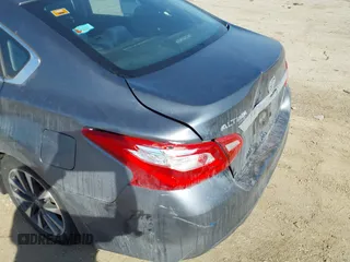 2016 Nissan Altima 2.5 S with VIN 1N4AL3AP5GC203067, listed as a IAAI auction lot 41774952 with 97,678 mi miles. Bid and sale history available at carsss.com. Image 12.