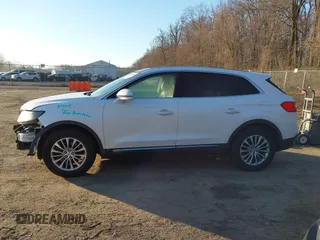2018 Lincoln MKX Select z VIN 2LMPJ8KR5JBL48639, wystawiony jako IAAI lot #41640923 z przebiegiem 124 834 mil mil oraz . Historia ofert i sprzedaży dostępna na DreamBid. Obrazek 15.