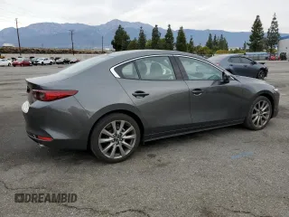 2022 Mazda 3 Premium with VIN 3MZBPADL9NM311250, listed as a Copart auction lot 86020464 with 10,237 mi miles and Salvage Title. Bid and sale history available at DreamBid. Image 3.