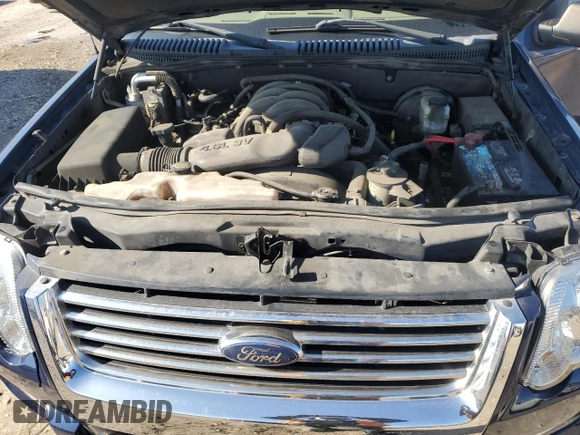 2008 Ford Explorer XLT with VIN 1FMEU73898UA62131, listed as a Copart auction lot 76367804 with Not Provided miles and Clean Title. Bid and sale history available at carsss.com. Image 12.