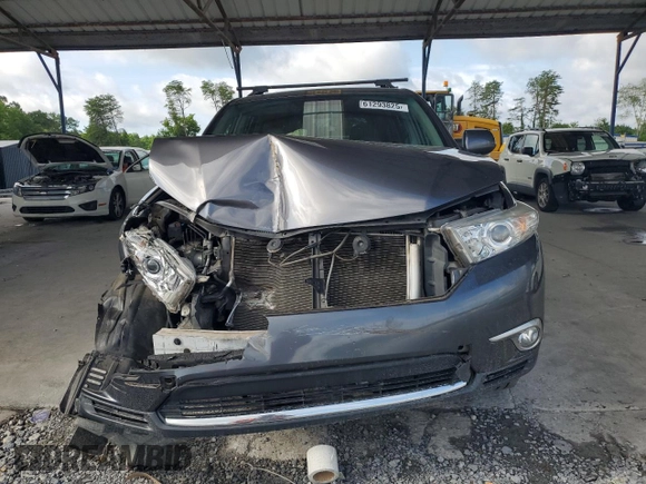 2012 Toyota Highlander Limited z VIN 5TDDK3EH0CS120104, wystawiony jako Copart lot #61293825 z przebiegiem 108 592 mil mil oraz Szkoda całkowita • Salvage title. Historia ofert i sprzedaży dostępna na DreamBid. Obrazek 5.