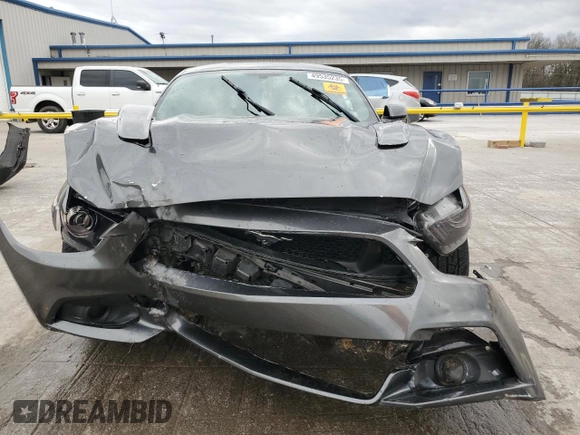 2017 Ford Mustang GT z VIN 1FA6P8CF8H5358570, wystawiony jako Copart lot #49535235 z przebiegiem 71 934 mil mil oraz Szkoda całkowita • Salvage title. Historia ofert i sprzedaży dostępna na DreamBid. Obrazek 5.