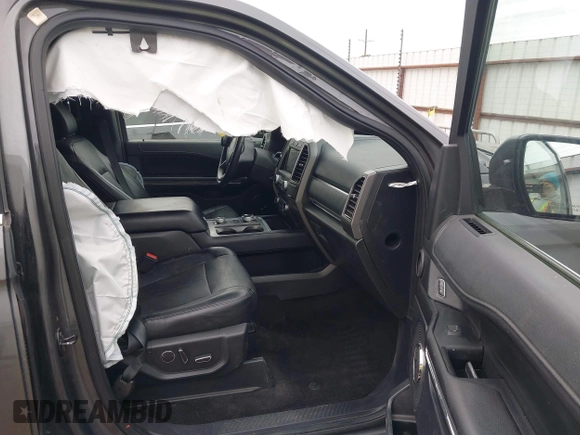 2018 Ford Expedition Max XLT with VIN 1FMJK1JT9JEA26626, listed as a IAAI auction lot 41199211 with 146,579 mi miles and . Bid and sale history available at DreamBid. Image 5.
