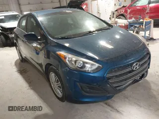 2016 Hyundai Elantra GT with VIN KMHD35LH1GU291565, listed as a IAAI auction lot 41924333 with 137,838 mi miles. Bid and sale history available at carsss.com. Image 1.