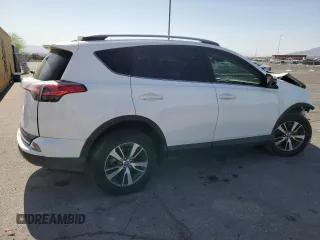 2018 Toyota RAV4 XLE with VIN JTMWFREV0JD123910, listed as a Copart auction lot 52416115 with 84,096 mi miles and Salvage Title. Bid and sale history available at carsss.com. Image 3.