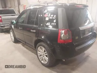 2010 Land Rover LR2 HSE z VIN SALFT2BN8AH185156, wystawiony jako IAAI lot #42581108 z przebiegiem 191 881 mil mil oraz . Historia ofert i sprzedaży dostępna na DreamBid. Obrazek 3.