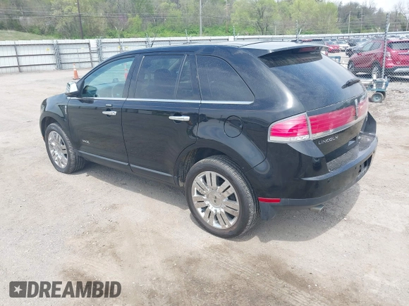 2009 Lincoln MKX with VIN 2LMDU88CX9BJ02744, listed as a IAAI auction lot 42119606 with 177,852 mi miles. Bid and sale history available at carsss.com. Image 3.