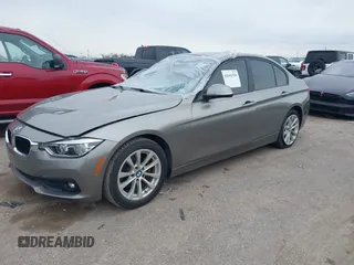 2018 BMW 3 Series 320i with VIN WBA8E1G51JNU92342, listed as a IAAI auction lot 41641934 with 27,477 mi miles. Bid and sale history available at carsss.com. Image 17.