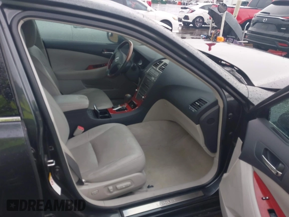 2008 Lexus ES 350 with VIN JTHBJ46G382264524, listed as a IAAI auction lot 42032067 with Not Provided miles. Bid and sale history available at carsss.com. Image 5.