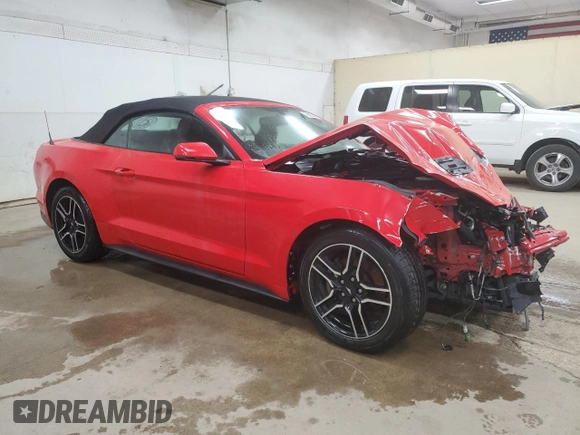 2020 Ford Mustang EcoBoost with VIN 1FATP8UH2L5125585, listed as a Copart auction lot 52748935 with 82,894 mi miles and Clean title. Bid and sale history available at DreamBid. Image 4.