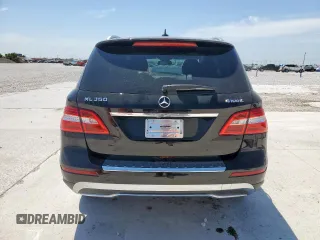 2012 Mercedes-Benz M ML 350 with VIN 4JGDA5HB2CA016986, listed as a Copart auction lot 53207725 with 49,862 mi miles and Salvage Title. Bid and sale history available at carsss.com. Image 6.