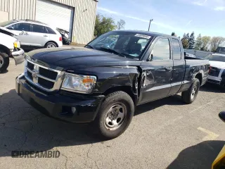 2011 Dodge Dakota z VIN 1D7RE2BK2BS537761, wystawiony jako Copart lot #53089845 z przebiegiem 183 211 mil mil oraz Szkoda całkowita • Salvage title. Historia ofert i sprzedaży dostępna na DreamBid. Obrazek 1.