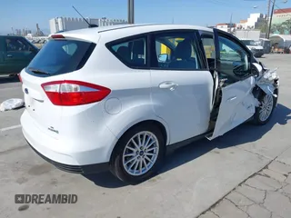 2015 Ford C-Max SE z VIN 1FADP5AU9FL107556, wystawiony jako IAAI lot #42403359 z przebiegiem 208 129 mil mil oraz . Historia ofert i sprzedaży dostępna na DreamBid. Obrazek 4.