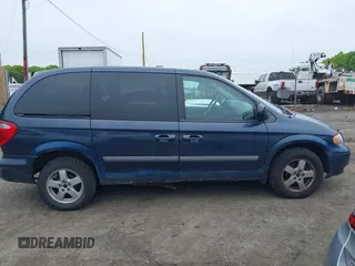 2007 Dodge Caravan SXT z VIN 1D4GP45R77B161892, wystawiony jako IAAI lot #42281411 z przebiegiem 183 903 mil mil oraz . Historia ofert i sprzedaży dostępna na DreamBid. Obrazek 14.