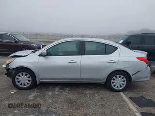 2015 Nissan Versa S Plus with VIN 3N1CN7AP0FL810844, listed as a IAAI auction lot 41386594 with 118,606 mi miles. Bid and sale history available at carsss.com. Image 15.