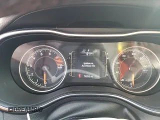 2020 Jeep Cherokee Lux z VIN 1C4PJLLX2LD634252, wystawiony jako Copart lot #67350043 z przebiegiem 78 292 mil mil oraz . Historia ofert i sprzedaży dostępna na DreamBid. Obrazek 9.
